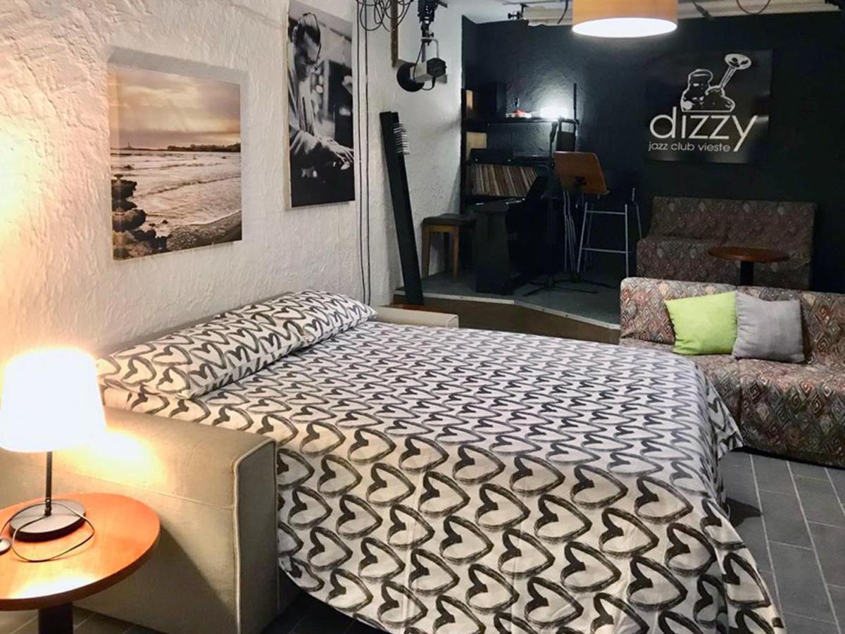 Alloggio Vieste Centro - Dizzy Studio Home Luaran gambar